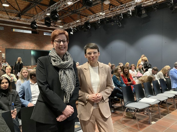 LWL-Jugenddezernentin und Jugendministerin