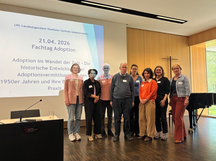 Referenten und Referentinnen des Fachtages Adoption 2026